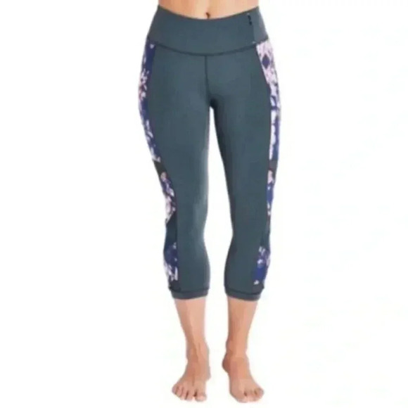 Calia by Carrie Underwood Crisscross Mesh Leggings - Picture 3 of 4